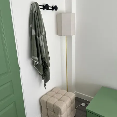 Appartement Renove Avec Terrasse & Jardin Proche Gare *